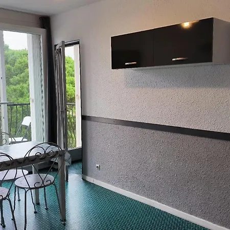 Apartment Sur T2 A 150m De La *